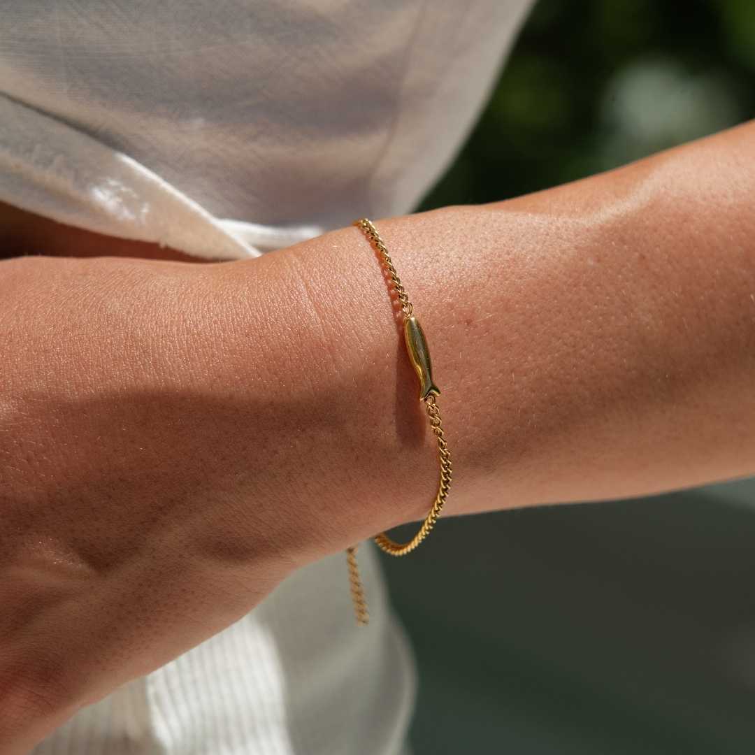 FISH BRACELET