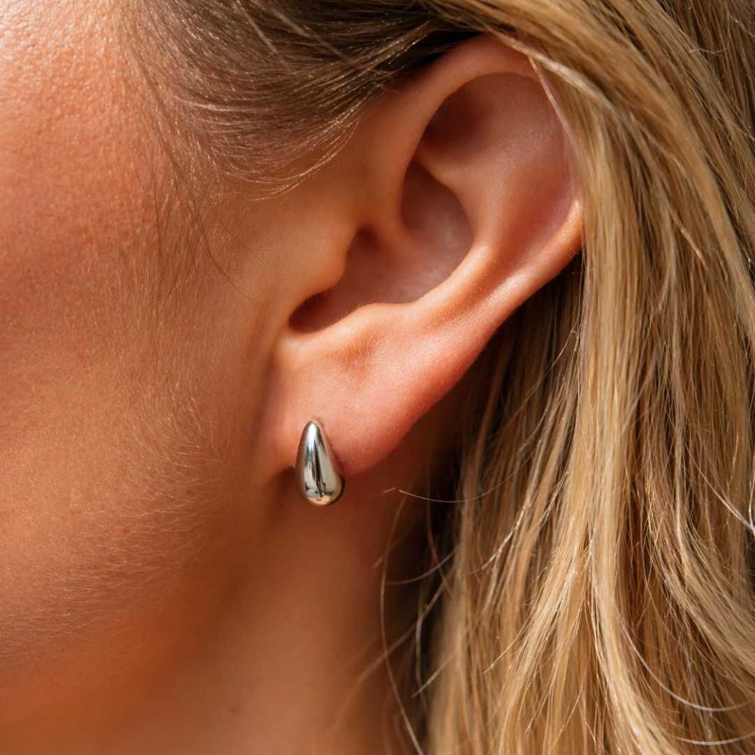 MINI TEARDROP EARRINGS